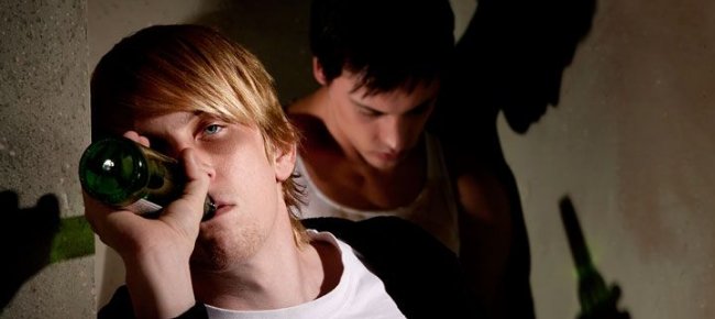 Risultati immagini per gioventÃ¹ di oggi e spinelli