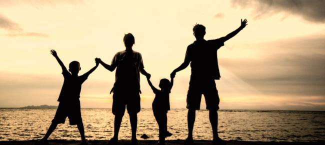 Genitori Che Non Amano I Figli Le Famiglie Sono Spesso Le Sette Piu Pericolose Giusto Dirlo Ma Non In Tv Ticinolibero